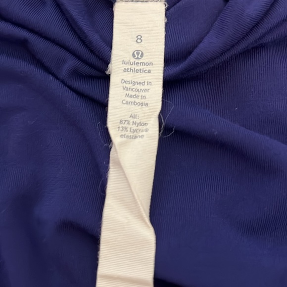 104 Lululemon soft mock long sleeve in Dark Cobalt. Size 8 - Picture 5 of 5